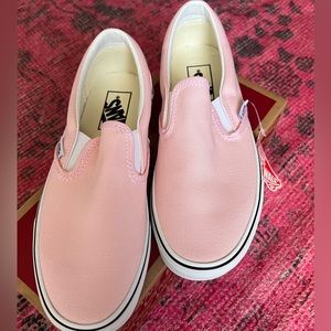 NWT Vans Classic Slip on
